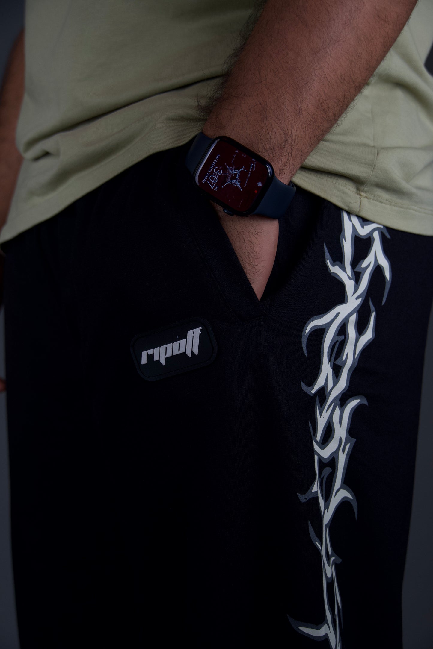 Thorn sweatpants/ Bone