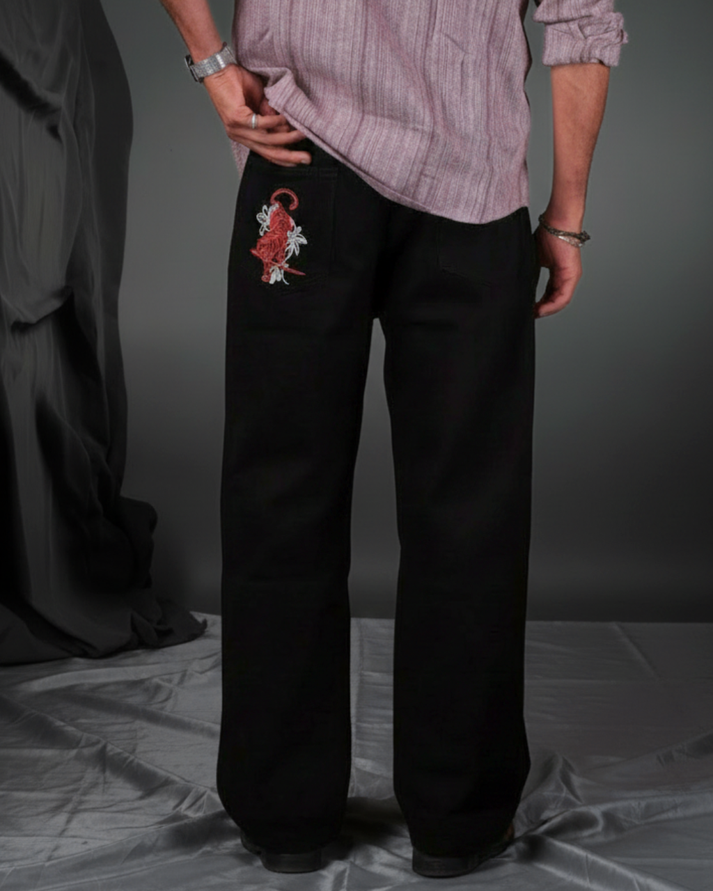 Tigerback black denim