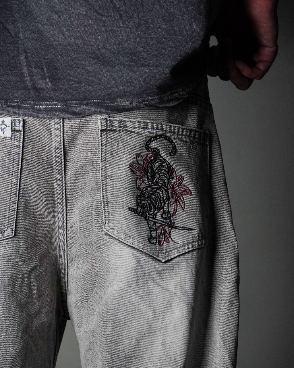 Tigerback grey denim