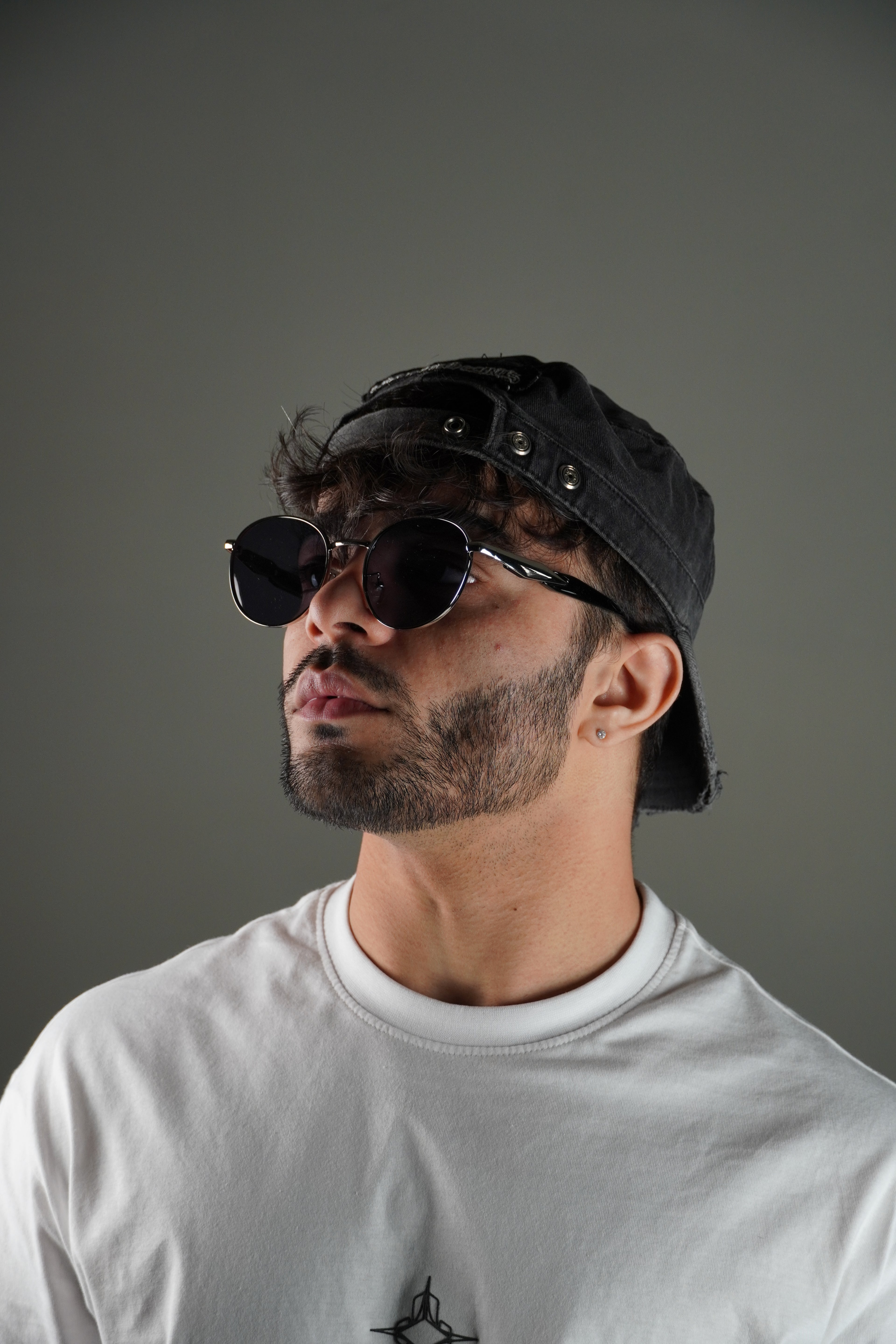 Classic shades/ Platinum